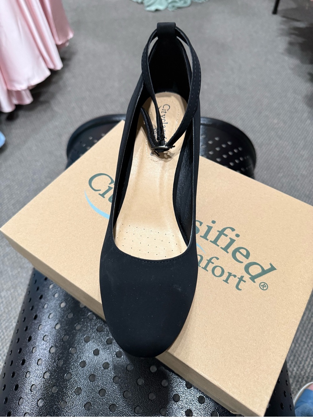 Classified Black Slingback Pump